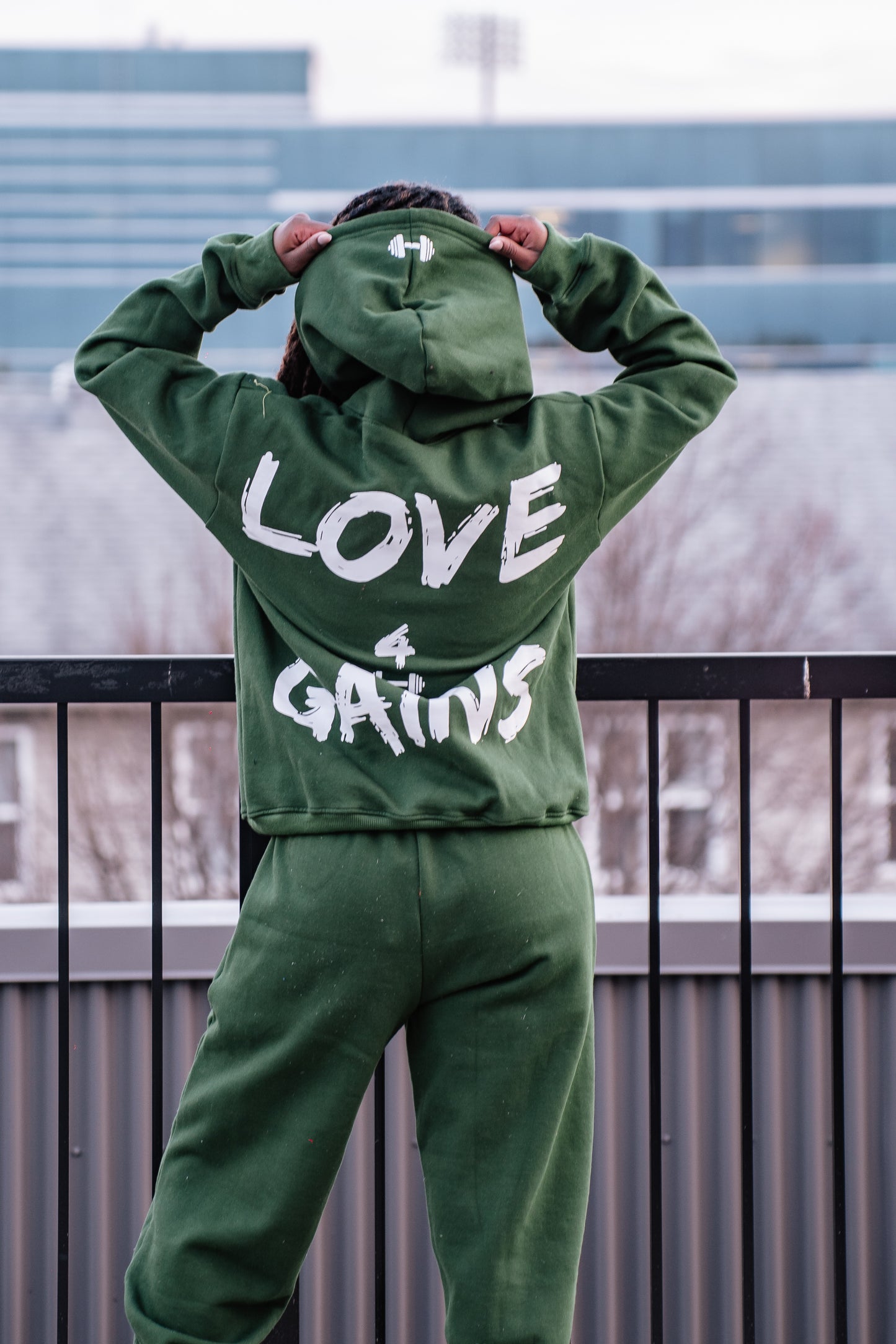 FULL SETS - "LOVE 4 GAINS"